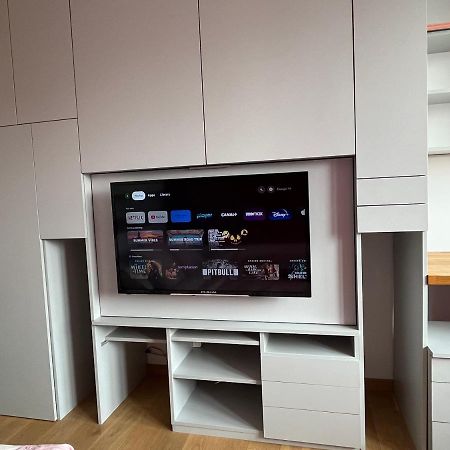-- View City Center Pink -- Apartment Варшава Екстериор снимка