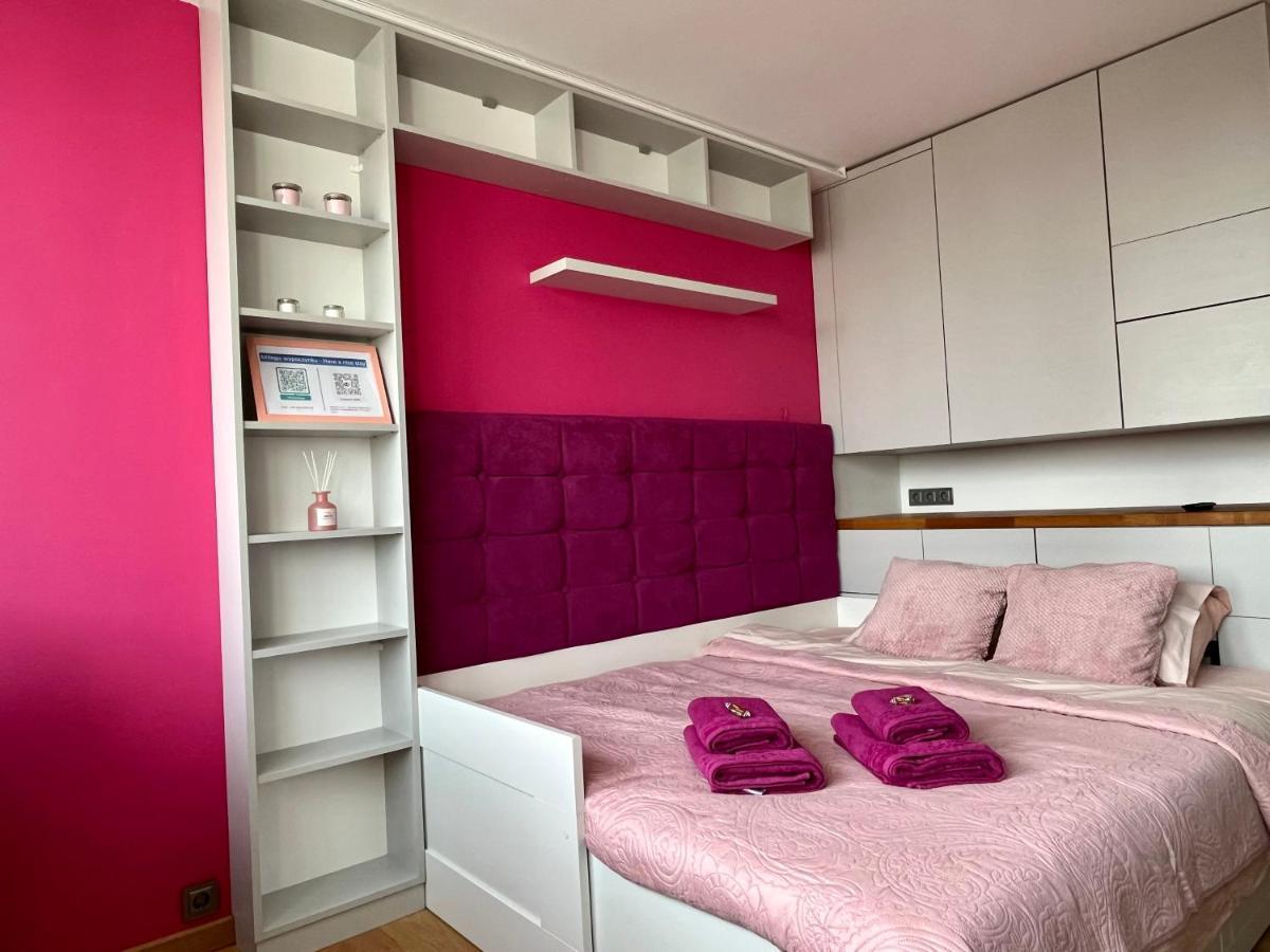-- View City Center Pink -- Apartment Варшава Екстериор снимка